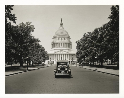 U.S. Capitol Building and Page motor car. 1923. Washington, DC.